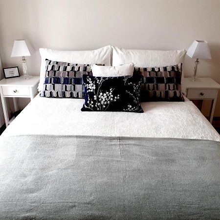 T H R E E B&B Inverness Extérieur photo